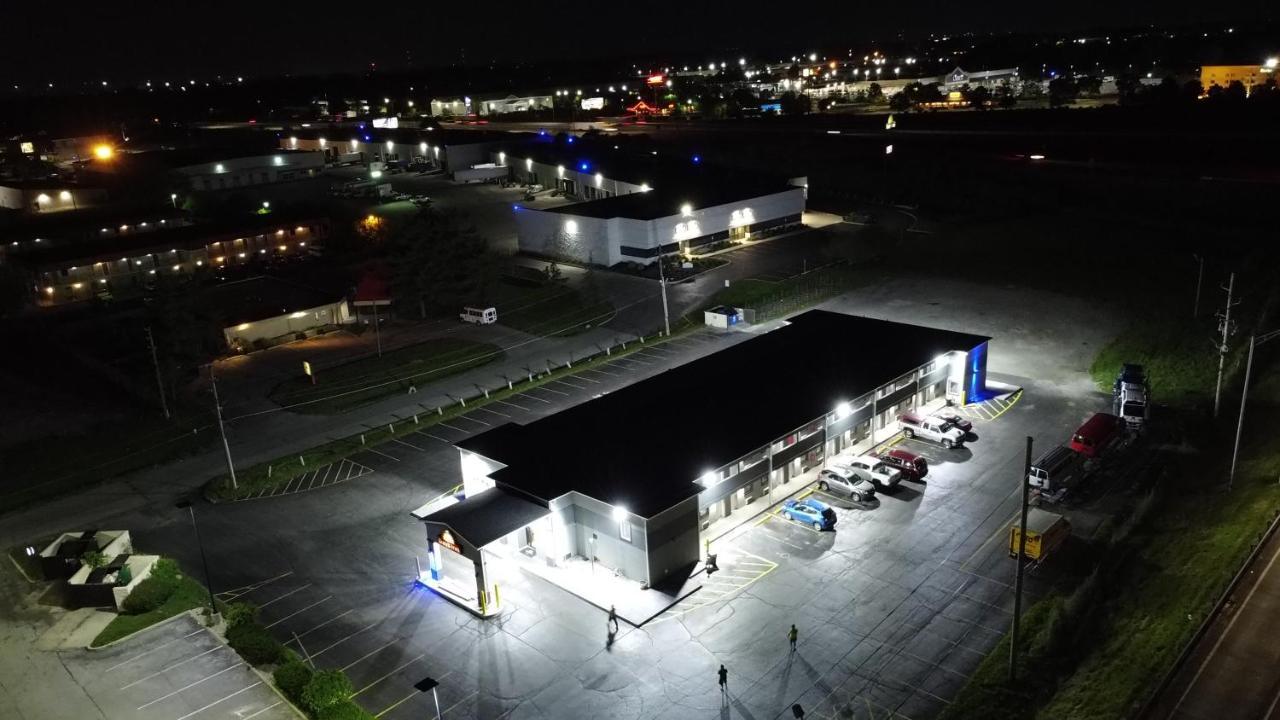 戴斯酒店 - 印第安纳波利斯 印第安納波利斯 外观 照片